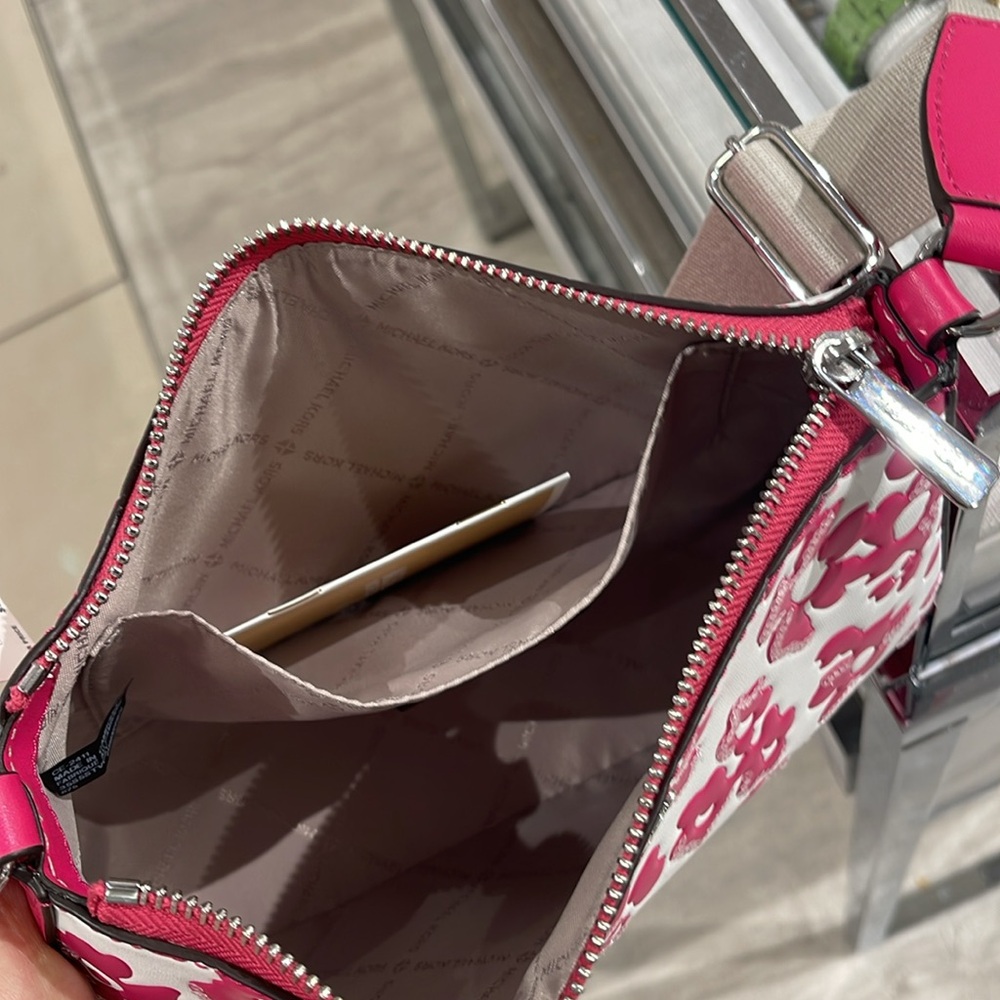 Michael Kors Jet Set Sm Sequined Floral Print Crossbody Case for Apple Airpods - Picture 12 of 16